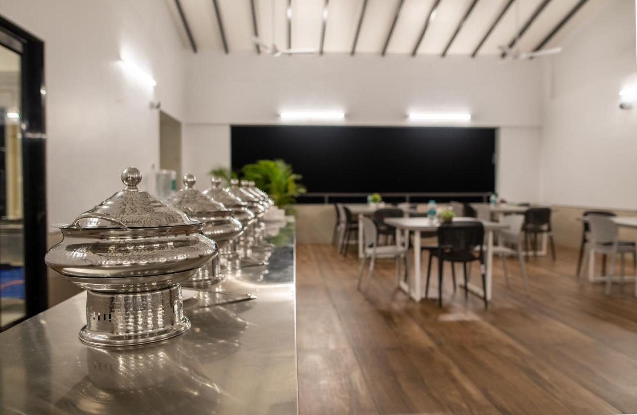 The Green Estate Resort ناسيك المظهر الخارجي الصورة
