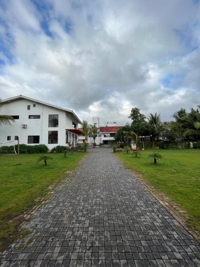 The Green Estate Resort ناسيك المظهر الخارجي الصورة